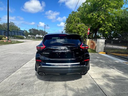 Used 2024 Nissan Murano SL image 8