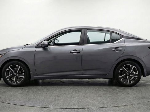 Used 2025 Nissan Sentra SV FWD image 5