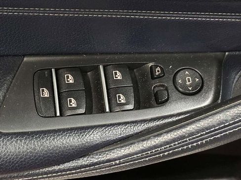 Used 2017 BMW 530i xDrive AWD/4WD image 8