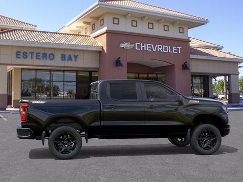New 2026 Chevrolet Silverado 1500 Custom Trail Boss AWD/4WD image 13
