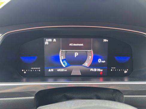 Used 2022 Volkswagen Tiguan SE AWD/4WD image 29