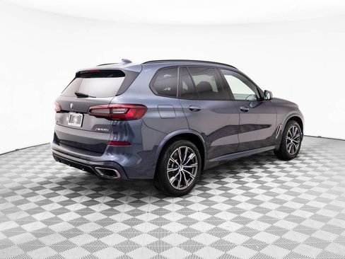Used 2022 BMW X5 M50i w/ Premium Package image 5