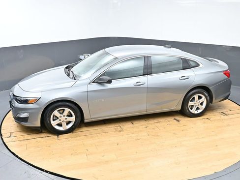 Used 2023 Chevrolet Malibu LS image 7