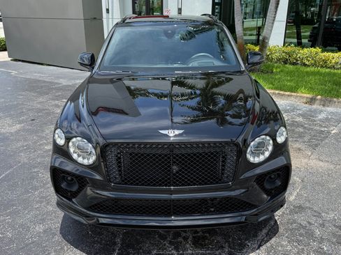 Used 2022 Bentley Bentayga AWD/4WD image 8