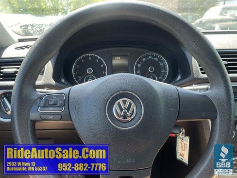 Used 2012 Volkswagen Passat 2.5 S FWD image 18