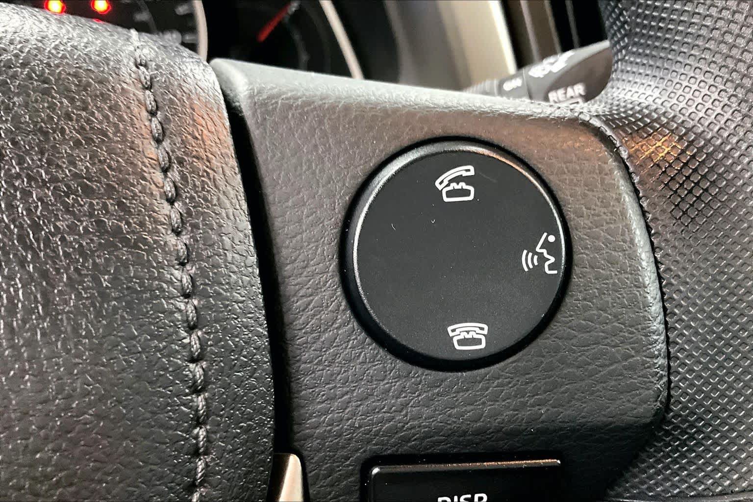 Used 2014 Toyota RAV4 XLE FWD image 24