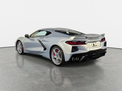 Used 2021 Chevrolet Corvette Stingray Premium Cpe w/ Z51 Performance Package RWD image 5