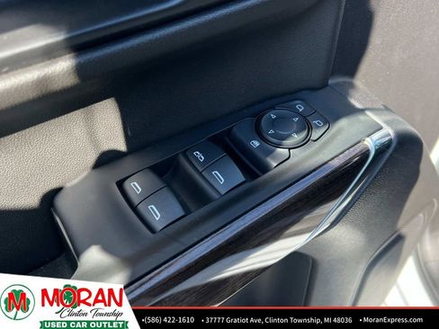 Used 2022 Chevrolet Silverado 1500 RST image 16