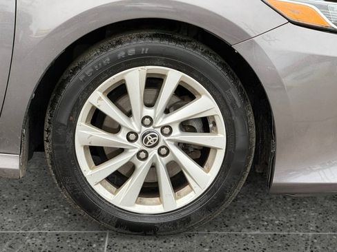 Used 2021 Toyota Camry LE AWD/4WD image 10