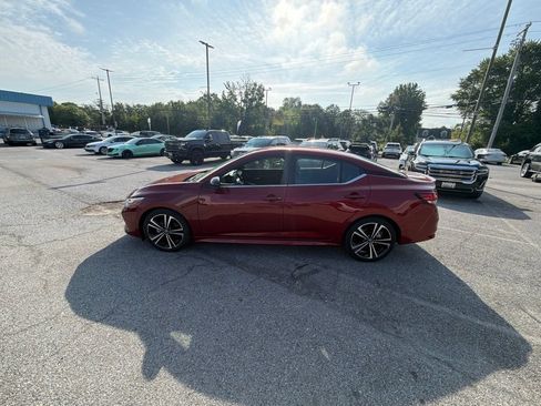 Used 2022 Nissan Sentra SR FWD image 7