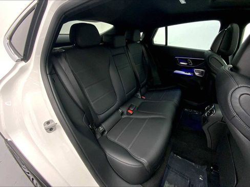 New 2026 Mercedes-Benz GLC 300 4MATIC image 14
