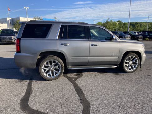 Used 2019 Chevrolet Tahoe Premier AWD/4WD image 8