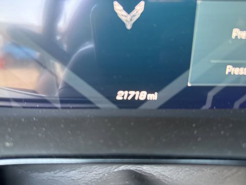 Used 2023 Chevrolet Corvette Stingray Coupe w/ 1LT image 4