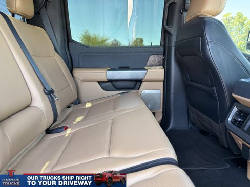 Used 2023 Ford F250 Lariat w/ FX4 Off-Road Package AWD/4WD image 26