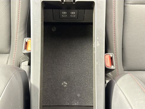 Certified 2025 Toyota Prius Plug-In Hybrid image 34