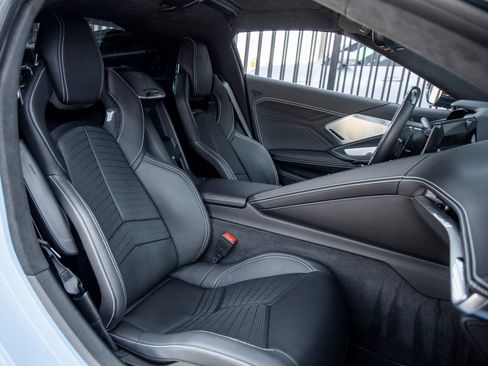 Used 2024 Chevrolet Corvette Z06 image 37