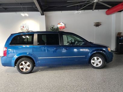 Used 2010 Dodge Grand Caravan SXT w/ Entertainment Group 2