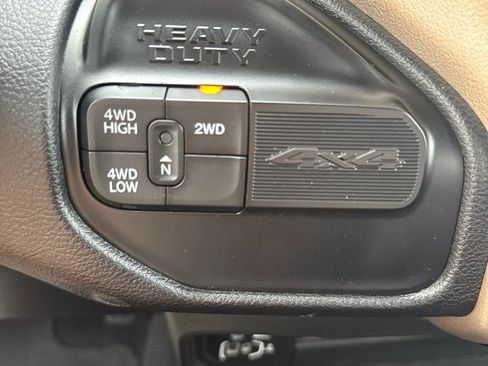 Used 2024 RAM 2500 Laramie w/ Safety Group AWD/4WD image 17
