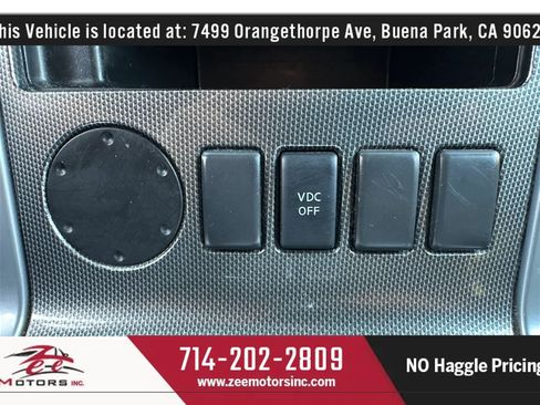 Used 2011 Nissan Pathfinder SV RWD image 36