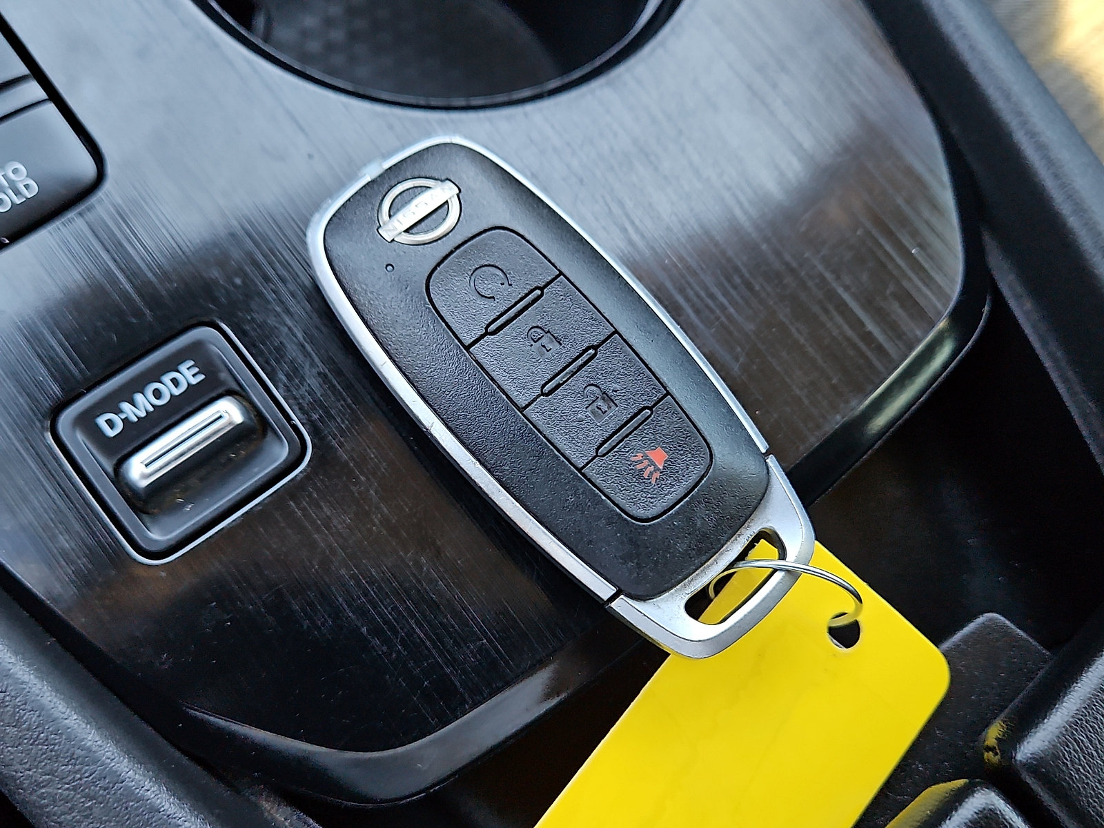 Used 2023 Nissan Rogue SV FWD image 19