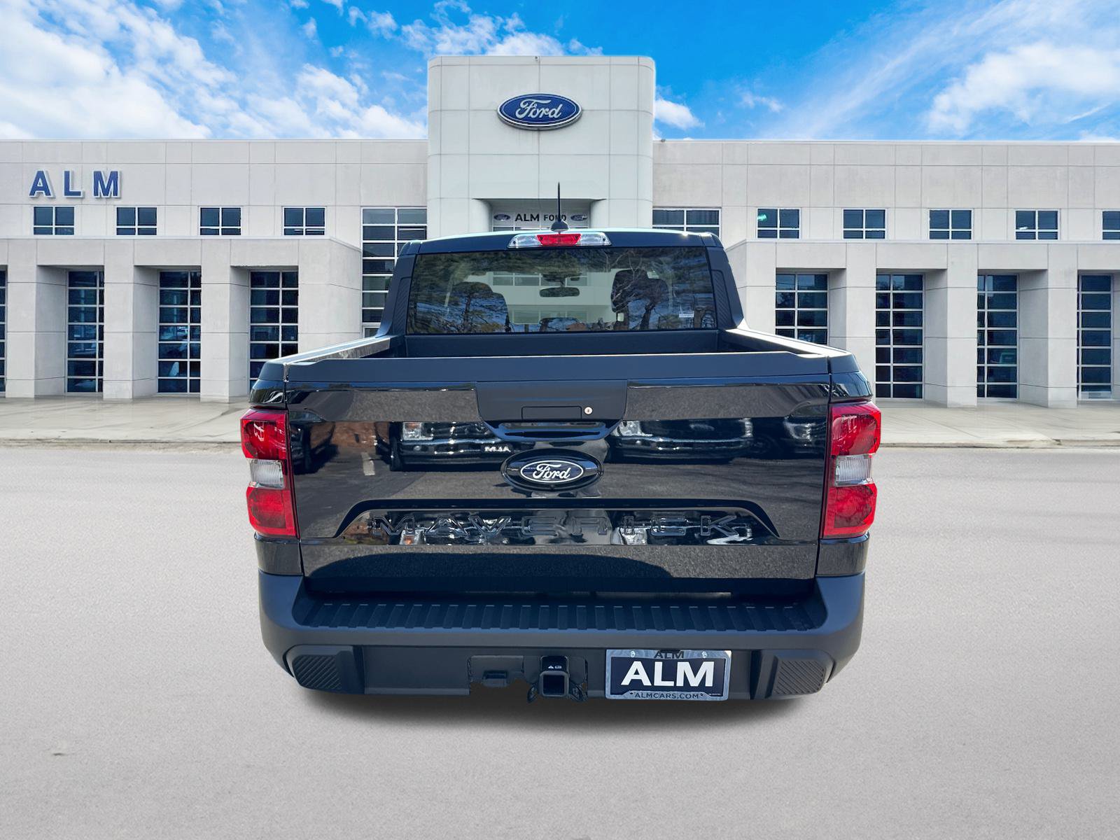 New 2026 Ford Maverick XLT w/ Black Appearance Package AWD/4WD image 7