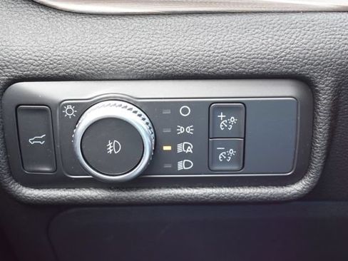 Used 2022 Ford Explorer Limited w/ Limited Technology Package AWD/4WD image 22