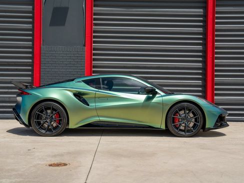 Used 2025 Lotus Emira RWD image 11