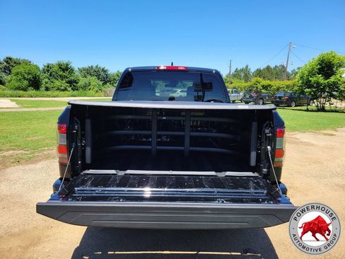 Used 2023 Nissan Frontier SV RWD image 13