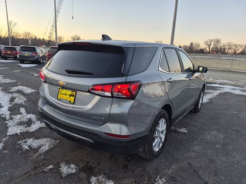 Used 2024 Chevrolet Equinox LT w/ LPO, Floor Liner Package image 8