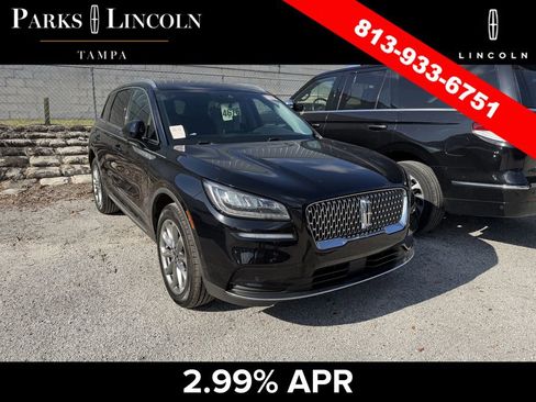 Used 2022 Lincoln Corsair FWD w/ Premium Package image 2