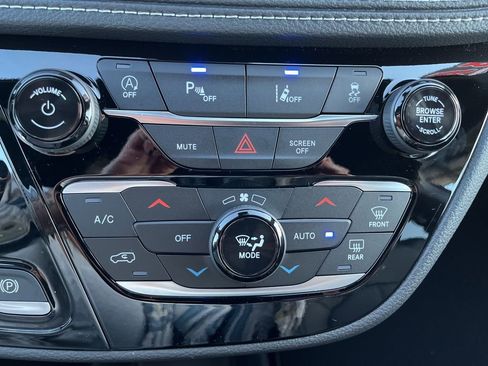 New 2026 Chrysler Pacifica Select w/ S Appearance Package image 65