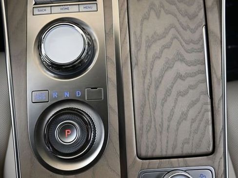 Used 2024 Genesis GV80 3.5T w/ Prestige Package image 36