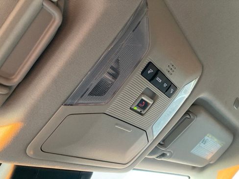 Used 2024 Toyota RAV4 XLE image 28