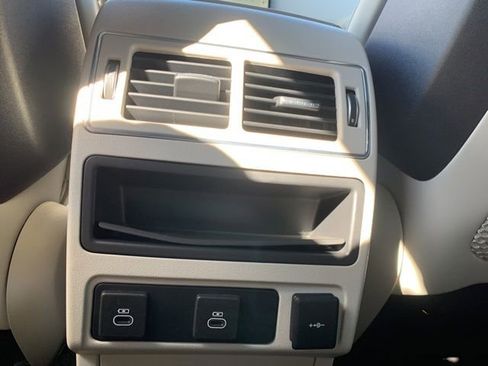 Used 2021 Jaguar F-PACE R-Dynamic S image 22