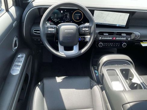 New 2026 Hyundai Palisade Calligraphy FWD image 11