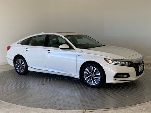 Used 2018 Honda Accord EX image 6