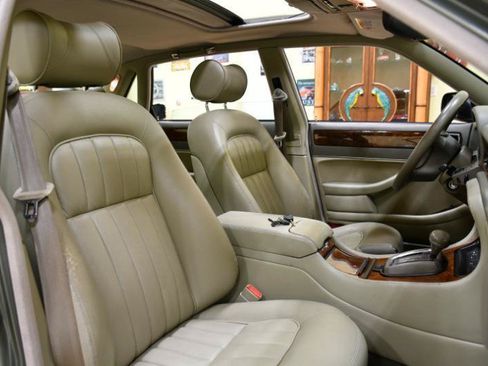 Used 1997 Jaguar XJ6 RWD image 54