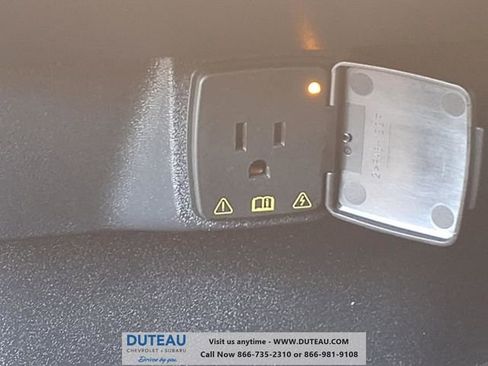 Used 2025 Ford Expedition Platinum w/ Driver's Package image 9