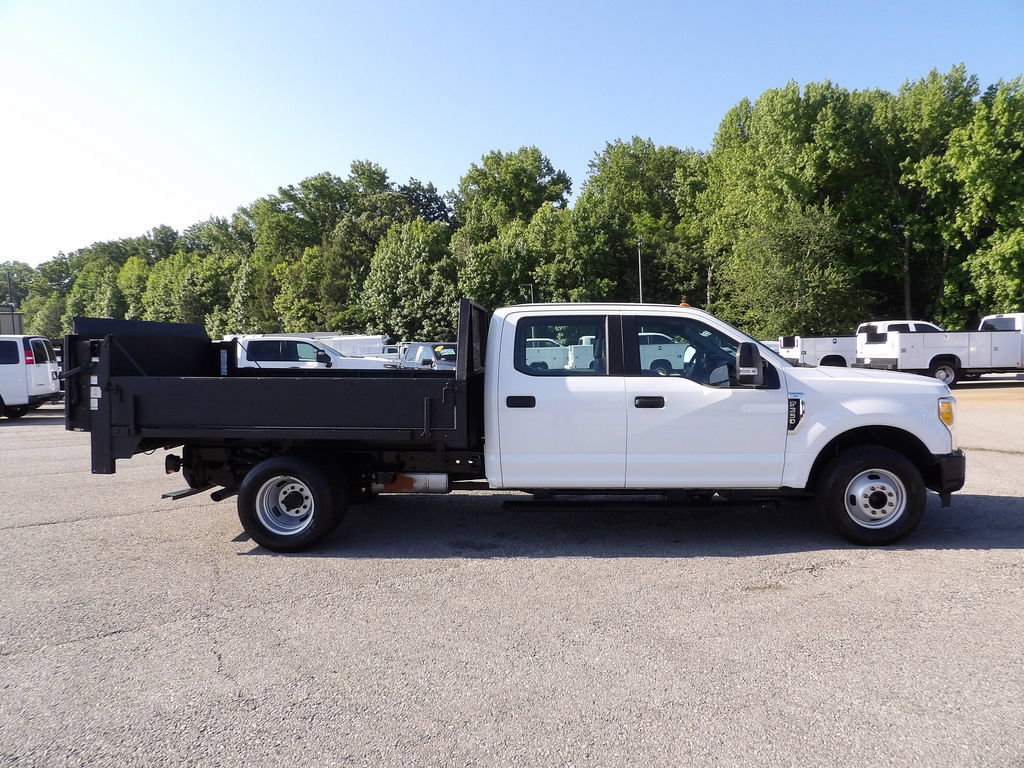 Used 2017 Ford F350 XL w/ Power Equipment Group RWD image 9
