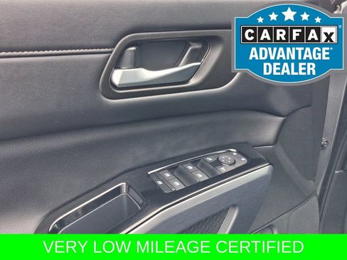 Certified 2024 Nissan Pathfinder SL AWD/4WD image 19