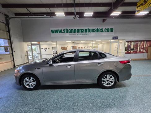 Used 2018 Kia Optima LX FWD image 11