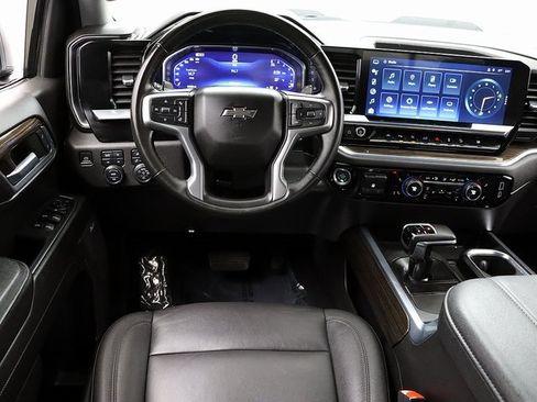 Used 2024 Chevrolet Silverado 1500 LT Trail Boss w/ LT Trail Boss Premium Package image 15