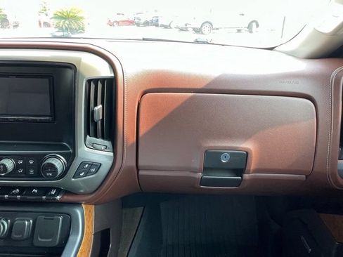 Used 2015 Chevrolet Silverado 1500 High Country w/ High Country Premium Package RWD image 28