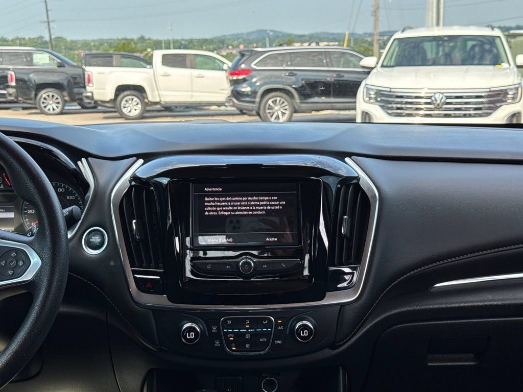 Used 2020 Chevrolet Traverse LS FWD image 20