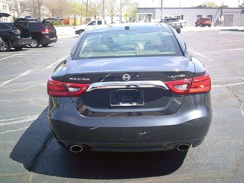 Used 2017 Nissan Maxima Platinum image 4