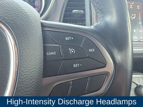 Used 2020 Dodge Challenger SXT w/ Plus Package RWD image 20