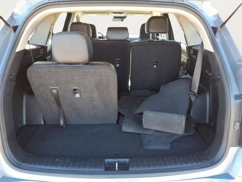 Used 2024 Kia Sorento S image 27