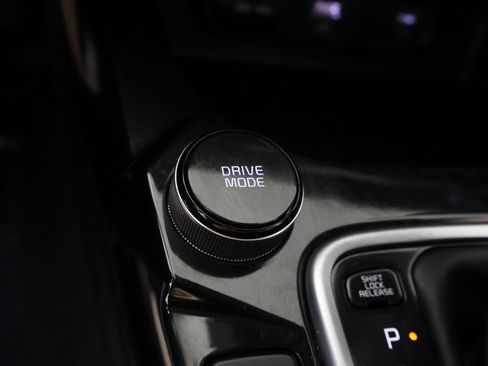 Used 2024 Kia Seltos S image 47