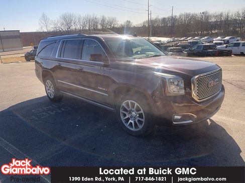 Used 2017 GMC Yukon XL Denali w/ Open Road Package image 1