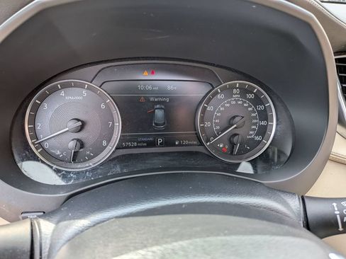 Used 2020 INFINITI QX50 Sensory w/ Climate Package FWD image 16